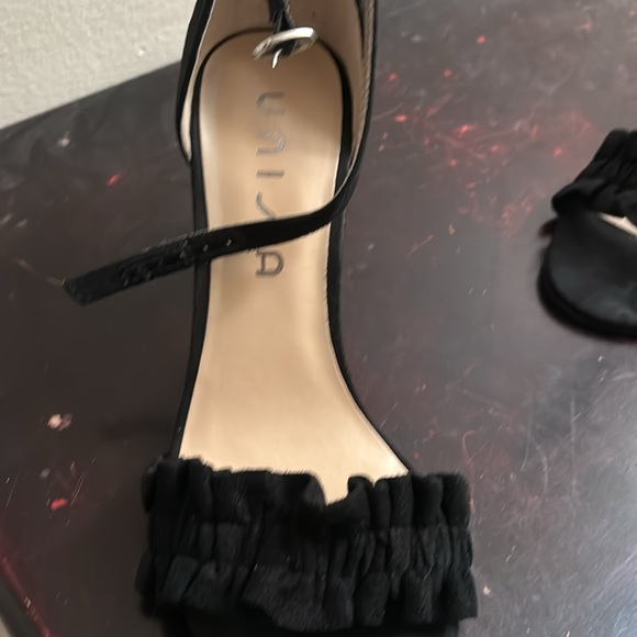 Selling black bag ! - Picture 3 of 13